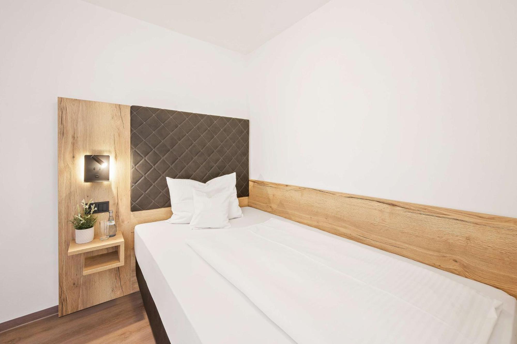 Best Western Hotel Favorit Ludwigsburg Ngoại thất bức ảnh